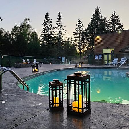 Superior Shores Resort Ту-Гарборс Екстер'єр фото