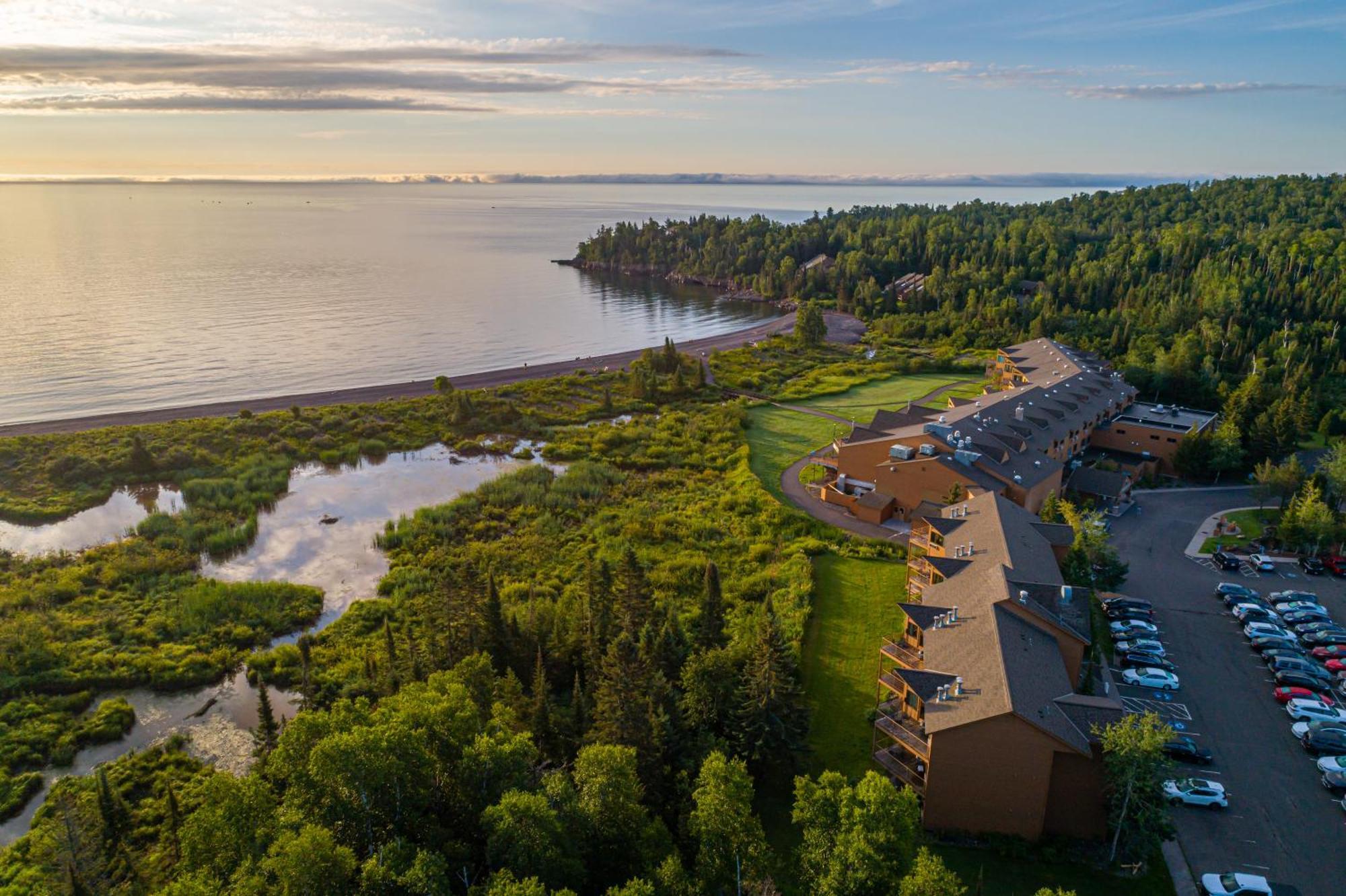 Superior Shores Resort Ту-Гарборс Екстер'єр фото